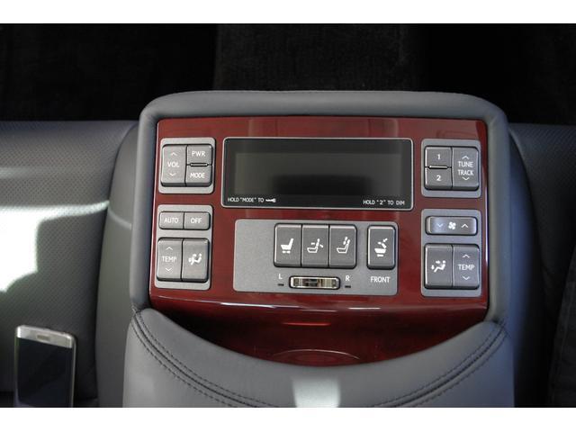 ＬＳ ＬＳ６００ｈＬ　サンルーフ　黒革　パワーシート　マークレビンソン　ＨＤＤ　地デジ　ＤＶＤ　リアエンタメ　フリップダウンモニター　バックカメラ　レーダークルーズ　プリクラッシュ（32枚目）