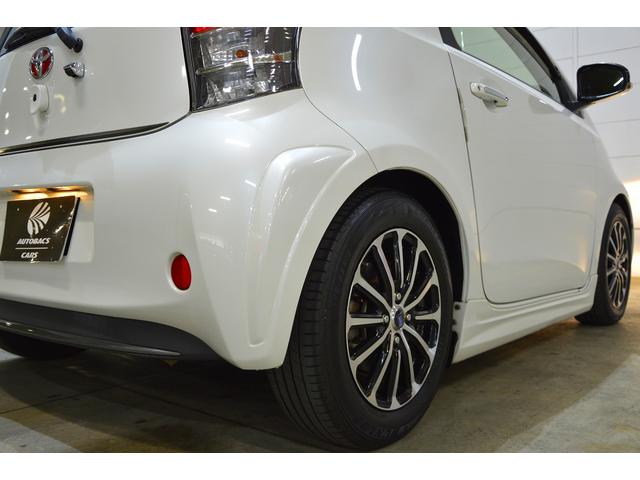 ｉＱ １３０Ｇ　当社買取車両・純正ナビ・地デジ・ＶＴＲ・ＵＳＢ入力・ミラー一体型ＥＴＣ・ステアリングリモコン・プッシュスタート・リヤスポイラー・リヤガーニッシュ・オーバーヘッドコンソール・オートリトラクタブルミラー（12枚目）