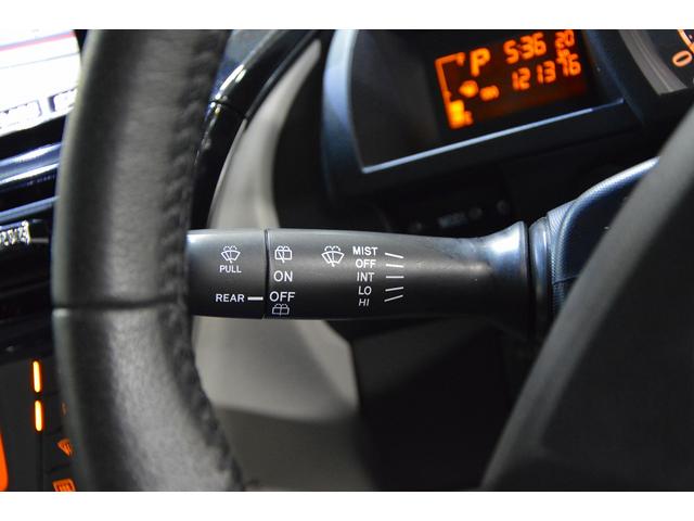 ｉＱ １３０Ｇ　当社買取車両・純正ナビ・地デジ・ＶＴＲ・ＵＳＢ入力・ミラー一体型ＥＴＣ・ステアリングリモコン・プッシュスタート・リヤスポイラー・リヤガーニッシュ・オーバーヘッドコンソール・オートリトラクタブルミラー（34枚目）