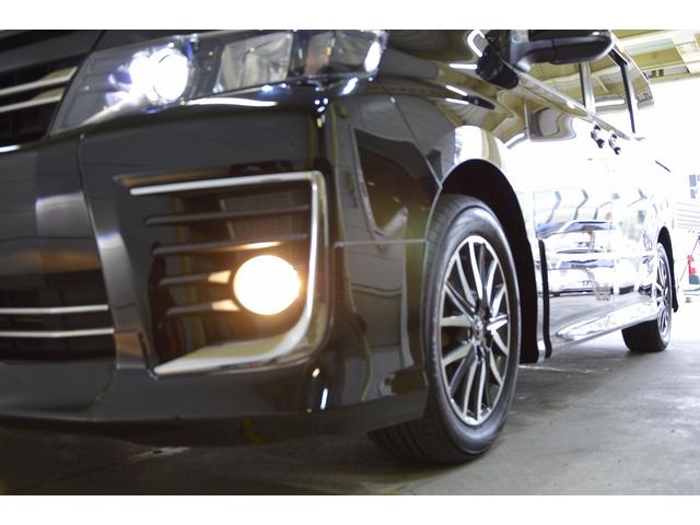 ヴォクシー ZS ワンオーナー・当社買取車両・純正ナビ・地デジTV・ビルトインETC・バックカメラ・モデリスタエアロ・アルパインリヤモニター・両側パワースライドドア・プッシュスタート・LEDヘッドライト・スペアタイヤ(10枚目)