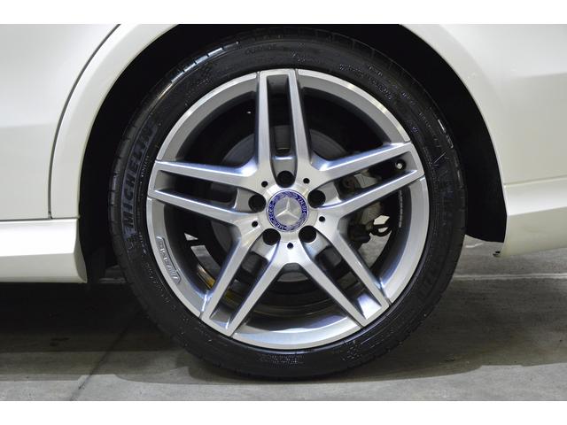 Ｅクラスステーションワゴン Ｅ４００　ステーションワゴン　アバンギャルド　当社買取車両・３３３ｐｓ３．５Ｌツインターボ・３６０°カメラ・ダイヤモンドホワイト・パノラミックルーフ・レーダーセーフティＰＫＧ・パークトロニック・キーレスゴー・前後シートヒーター・パワーバックドア（16枚目）