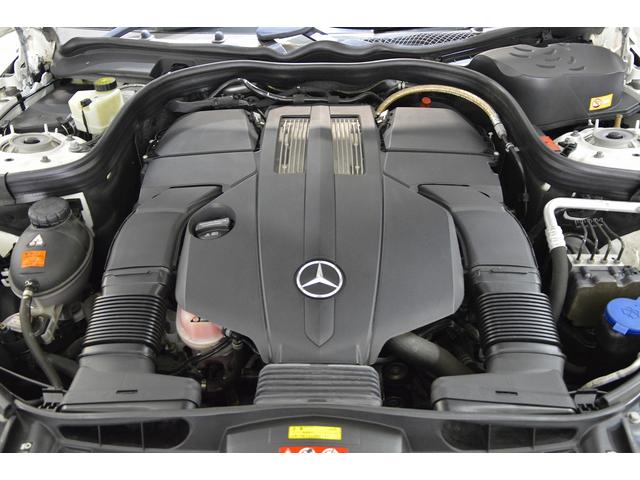 Ｅクラスステーションワゴン Ｅ４００　ステーションワゴン　アバンギャルド　当社買取車両・３３３ｐｓ３．５Ｌツインターボ・３６０°カメラ・ダイヤモンドホワイト・パノラミックルーフ・レーダーセーフティＰＫＧ・パークトロニック・キーレスゴー・前後シートヒーター・パワーバックドア（22枚目）