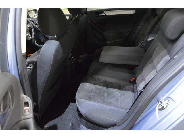 ゴルフ TSIハイライン ワンオーナー・当社買取車両・純正CDオーディオ・パドルシフト・パークディスタンスコントロール・ETC・ステアリングリモコン・Bluetooth接続・クルーズコントロール・HID・17インチアルミ(27枚目)