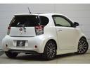 ｉＱ １３０Ｇ　当社買取車両・純正ナビ・地デジ・ＶＴＲ・ＵＳＢ入力・ミラー一体型ＥＴＣ・ステアリングリモコン・プッシュスタート・リヤスポイラー・リヤガーニッシュ・オーバーヘッドコンソール・オートリトラクタブルミラー（6枚目）