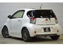 ｉＱ １３０Ｇ　当社買取車両・純正ナビ・地デジ・ＶＴＲ・ＵＳＢ入力・ミラー一体型ＥＴＣ・ステアリングリモコン・プッシュスタート・リヤスポイラー・リヤガーニッシュ・オーバーヘッドコンソール・オートリトラクタブルミラー（8枚目）
