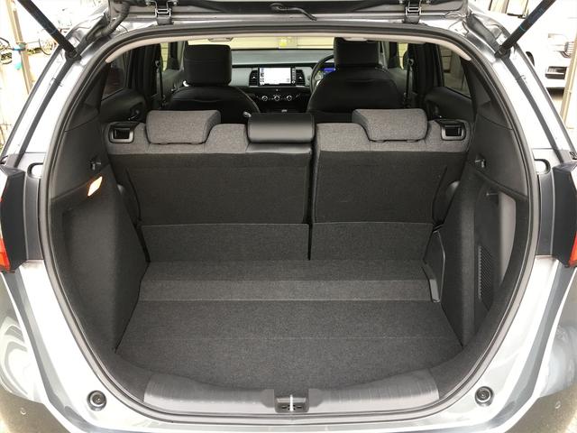 e:HEVホーム 元試乗車 純正9インチナビ クルーズコントロール フルセグTV バックカメラ ETC(9枚目)