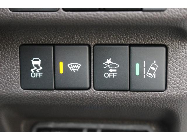 フリードハイブリッド ハイブリッド・Ｇ　純正９インチナビゲーション　ドライブレコーダー　ＥＴＣ車載器　両側パワースライドドア　ＬＥＤヘッドライト　スマートキー　ＨｏｎｄａＳＥＮＳＩＮＧ　元レンタカー（23枚目）
