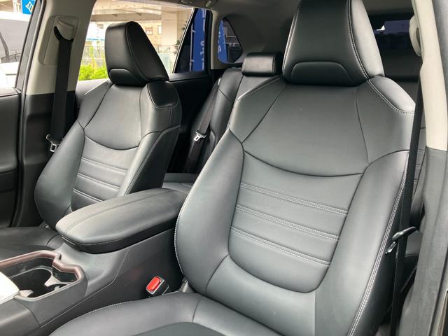 ＲＡＶ４ Ｇ　Ｚパッケージ　パノラマムーンルーフ　モデリスタエアロ　セーフティセンス　純正ナビ　フルセグＴＶ　バックカメラ　デジタルインナーミラー　ＬＥＤヘッドライト　クリアランスソナー　ブラインドスポットモニター（57枚目）