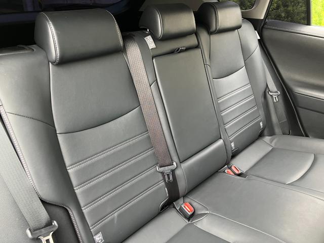 ＲＡＶ４ Ｇ　Ｚパッケージ　パノラマムーンルーフ　モデリスタエアロ　セーフティセンス　純正ナビ　フルセグＴＶ　バックカメラ　デジタルインナーミラー　ＬＥＤヘッドライト　クリアランスソナー　ブラインドスポットモニター（59枚目）