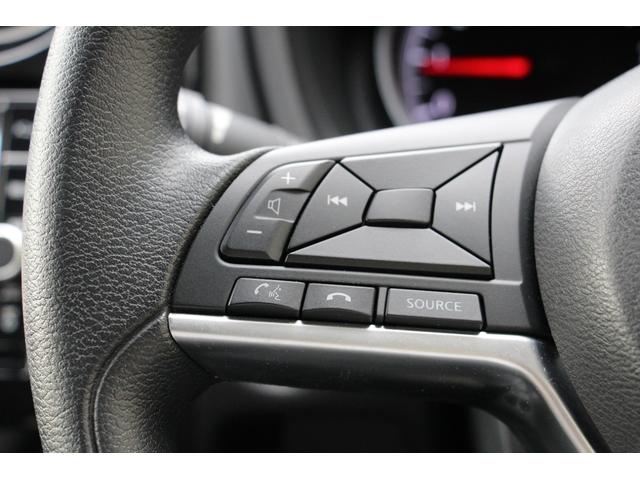 ノート Ｘ　ＥＴＣ　全周囲カメラ　ナビ　ＴＶ　クリアランスソナー　レーンアシスト　衝突被害軽減システム　オートライト　スマートキー　アイドリングストップ　電動格納ミラー　ＣＶＴ　盗難防止システム　衝突安全ボディ（4枚目）