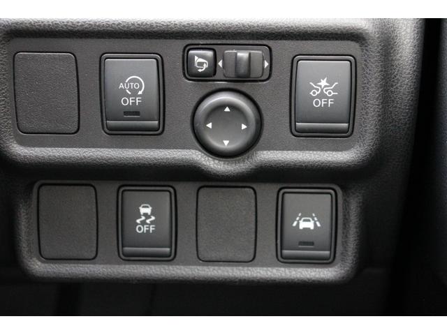 ノート Ｘ　ＥＴＣ　全周囲カメラ　ナビ　ＴＶ　クリアランスソナー　レーンアシスト　衝突被害軽減システム　オートライト　スマートキー　アイドリングストップ　電動格納ミラー　ＣＶＴ　盗難防止システム　衝突安全ボディ（17枚目）