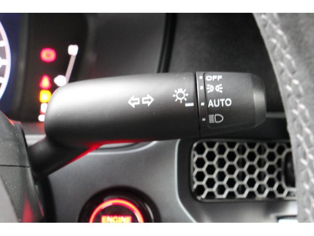 シビック タイプR レーシングブラックパッケージ バックカメラ ナビ TV クリアランスソナー オートクルーズコントロール レーンアシスト 衝突被害軽減システム アルミホイール オートライト LEDヘッドランプ スマートキー MT 盗難防止システム(7枚目)