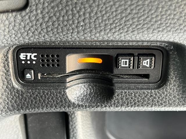 Ｇ・Ｌホンダセンシング　純正ナビ　フルセグ　ＤＶＤ再生　Ｂｌｕｅｔｏｏｔｈ　Ｂカメラ　パワースライド　ＡＣＣ　ＬＫＡＳ　ＬＥＤオートライト　ビルトインＥＴＣ　純正１４ＡＷ(8枚目)