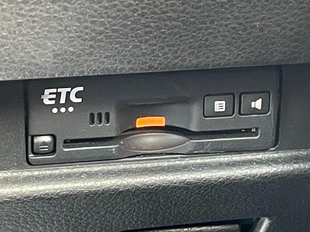 スペーシアギア ハイブリッドＸＺ　ターボ　禁煙車　全方位モニタ用カメラＰＫＧ　アダプティブクルコン　リアＰセンサー　衝突被害軽減ブレーキ　前後誤発進抑制　車線逸脱警報　ＬＥＤオートライト　ターボ　社外８型ナビ　両側パワスラ　前席シートヒーター（10枚目）