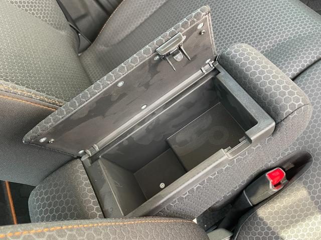 スペーシアギア ハイブリッドＸＺ　ターボ　禁煙車　全方位モニタ用カメラＰＫＧ　アダプティブクルコン　リアＰセンサー　衝突被害軽減ブレーキ　前後誤発進抑制　車線逸脱警報　ＬＥＤオートライト　ターボ　社外８型ナビ　両側パワスラ　前席シートヒーター（14枚目）