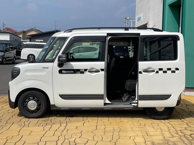 スペーシアギア ハイブリッドＸＺ　ターボ　禁煙車　全方位モニタ用カメラＰＫＧ　アダプティブクルコン　リアＰセンサー　衝突被害軽減ブレーキ　前後誤発進抑制　車線逸脱警報　ＬＥＤオートライト　ターボ　社外８型ナビ　両側パワスラ　前席シートヒーター（32枚目）