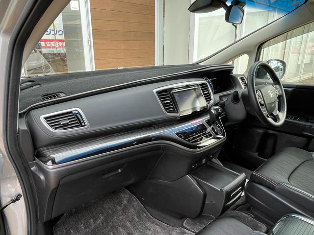 オデッセイハイブリッド ハイブリッド　純正ナビ　フルセグ　両側パワースライドドア　バックカメラ　ビルトインＥＴＣ　ドラレコ　純正フリップダウンモニター　クルコン　ホンダセンシング　革巻きステアリング　パワーシート　スマートキーシステム（23枚目）