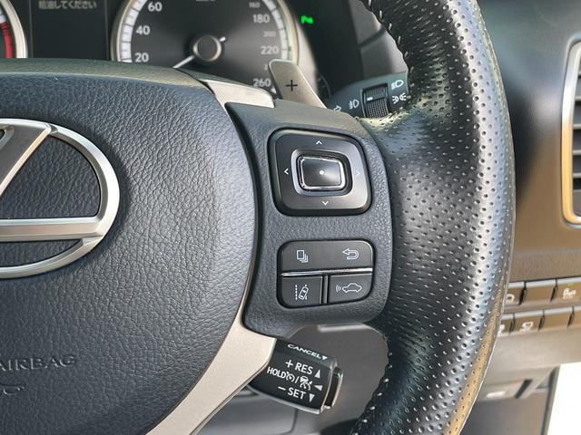 ＮＸ ＮＸ３００　Ｆスポーツ　純正１０．３インチナビ　フルセグ　ハンズフリーパワーバックドア　バックカメラ　ＥＴＣ　クルコン　セーフティシステムプラス　三眼フルＬＥＤヘッドライト　専用革スポーツシート　ＴＲＤエアロ　禁煙車（5枚目）