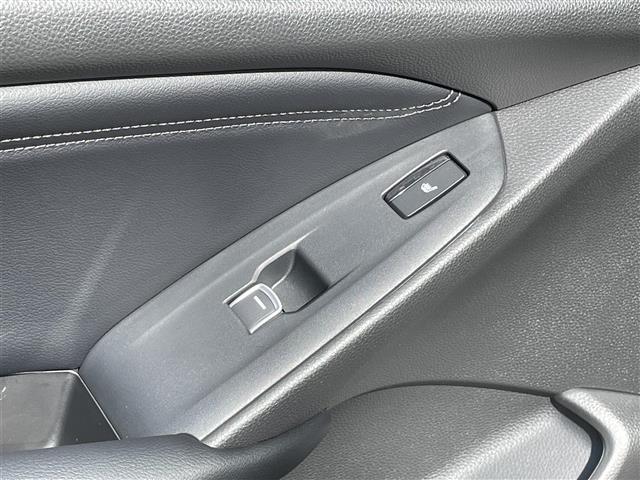 アコード EX 純正メモリーナビ フルセグ/Bluetooth サンルーフ ヘッドアップディスプレイ ブラインドスポットモニター コーナーセンサー シートメモリー付きパワーシート(D/N) パドルシフト(26枚目)