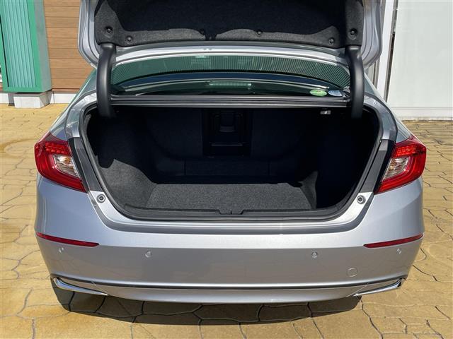 アコード EX 純正メモリーナビ フルセグ/Bluetooth サンルーフ ヘッドアップディスプレイ ブラインドスポットモニター コーナーセンサー シートメモリー付きパワーシート(D/N) パドルシフト(29枚目)