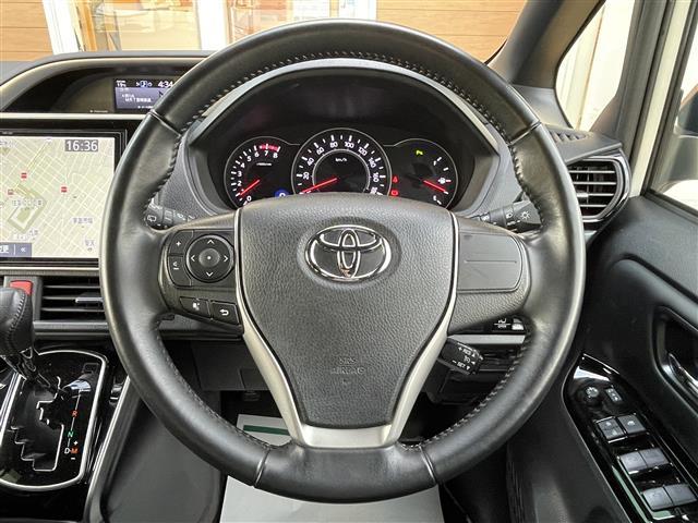 ヴォクシー ＺＳ　煌ＩＩＩ　ワンオーナー／ディーラー純正ナビ（ＮＳＺＮ－Ｚ０８Ｔ）（ＢＴ，ＡＭ，ＦＭ，ＣＤ，ＤＶＤ）／バックカメラフルセグテレビ／スマートキー／ＥＴＣ／前後ドライブレコーダー／ハーフレザー（2枚目）