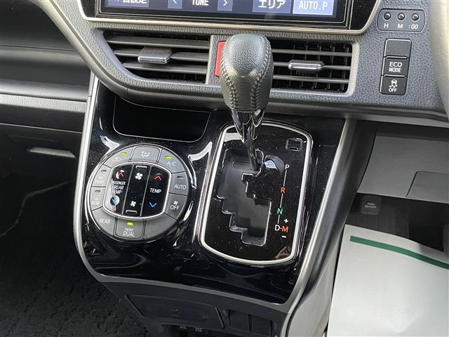 ヴォクシー ＺＳ　煌ＩＩＩ　ワンオーナー／ディーラー純正ナビ（ＮＳＺＮ－Ｚ０８Ｔ）（ＢＴ，ＡＭ，ＦＭ，ＣＤ，ＤＶＤ）／バックカメラフルセグテレビ／スマートキー／ＥＴＣ／前後ドライブレコーダー／ハーフレザー（14枚目）