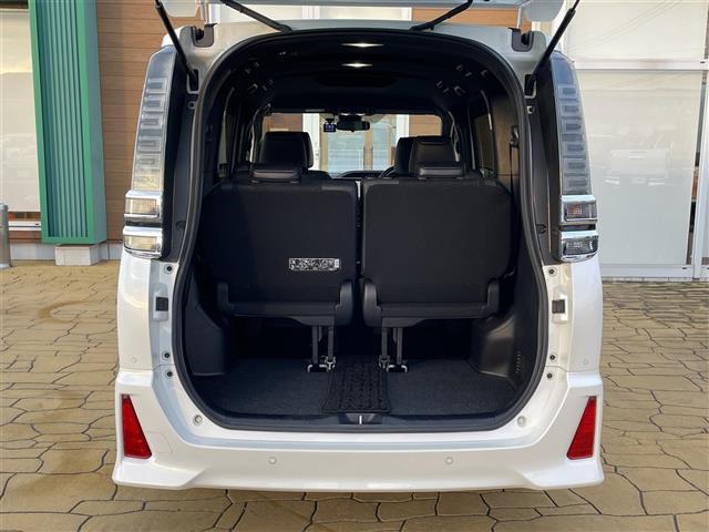 ヴォクシー ＺＳ　煌ＩＩＩ　ワンオーナー／ディーラー純正ナビ（ＮＳＺＮ－Ｚ０８Ｔ）（ＢＴ，ＡＭ，ＦＭ，ＣＤ，ＤＶＤ）／バックカメラフルセグテレビ／スマートキー／ＥＴＣ／前後ドライブレコーダー／ハーフレザー（29枚目）