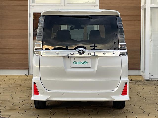 ヴォクシー ＺＳ　煌ＩＩＩ　ワンオーナー／ディーラー純正ナビ（ＮＳＺＮ－Ｚ０８Ｔ）（ＢＴ，ＡＭ，ＦＭ，ＣＤ，ＤＶＤ）／バックカメラフルセグテレビ／スマートキー／ＥＴＣ／前後ドライブレコーダー／ハーフレザー（32枚目）