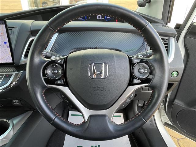 ジェイド ハイブリッドRS・ホンダセンシング 黒ハーフレザーシート メモリナビStrada【CN-F1X10BGD】(AM/FM/Bluetooth/CD/DVD/フルセグTV】ETC バックカメラ パドルシフト オートライト 衝突軽減ブレーキ(2枚目)