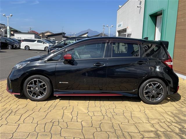 ノート e-パワー ニスモ 純正ナビ・TV・Bluetooth・CD・DVD/全方位カメラ/ETC/ドライブレコーダー/オートライト/純正アルミ/LEDヘッドライト/衝突軽減システム/車線逸脱警報/スマートキー(33枚目)