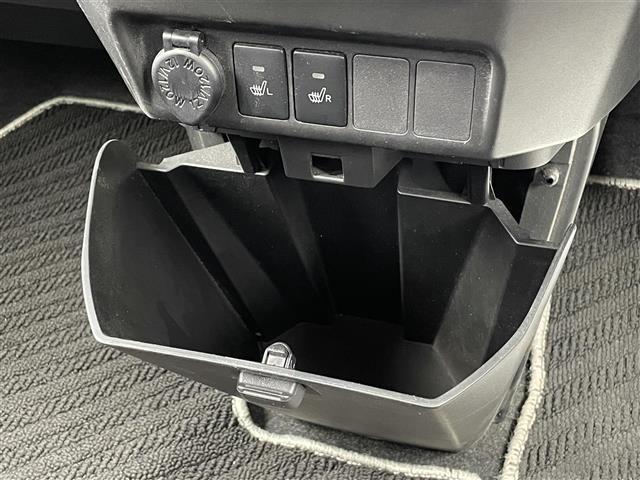 タンク Ｇ　コージーエディション　ナビ［ＡＶＩＣ－ＲＷ７１０］・Ｂｌｕｅｔｏｏｔｈ／ＡＭ／ＦＭ／ＤＩＳＣ　両側パワースライドドア　衝突被害軽減システム　クルーズコントロール　バックカメラ　オートライト　オートハイビーム（15枚目）