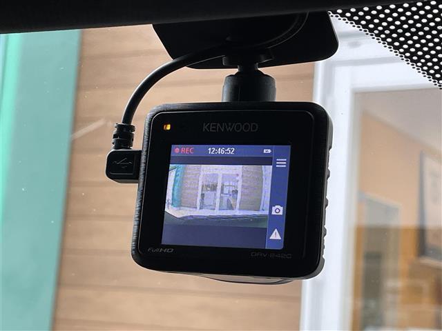 ガラスコーティング、ナビゲーション、ＥＴＣなど、その他のパーツの取り付けお見積もりのご相談も承っております！！クルマのこと何でもお任せください！