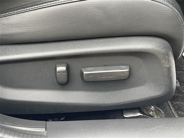 店頭販売もしておりますので、先に在庫が無くなってしまうこともございます。気になる車はまずはお問い合わせください！