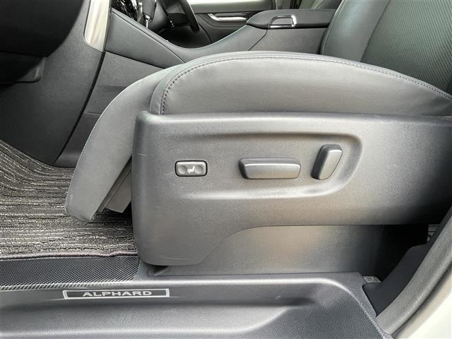 アルファード ２．５Ｓ　Ｃパッケージ　両側パワースライドドア／バックカメラ／ＥＴＣ２．０／モデリスタエアロ／サンルーフ／純正ディスプレイオーディオ／ＬＥＤヘッドライト☆純正１８インチアルミホイール☆エアーシート☆シート（20枚目）