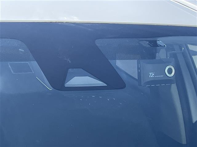 アクア Ｚ　純正１０．５インチディスプレイ（ＡＭ／ＦＭ／ＢＴ／ＤＶＤ／フルセグＴＶ）ナビキット装着車　バックカメラ　前後ドラレコ　トヨタセーフティセンス　純正フロアマット　ＬＥＤヘッドライト（38枚目）