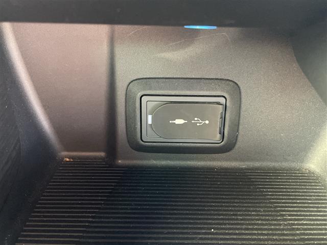 ハリアーハイブリッド Z 純正ナビ JBL フルセグTV 全方位カメラ パワーバックドア 20インチアルミ デジタルミラー ETC ハーフレザー レーンキープ LEDヘッドライト オートマチックハイビーム(39枚目)