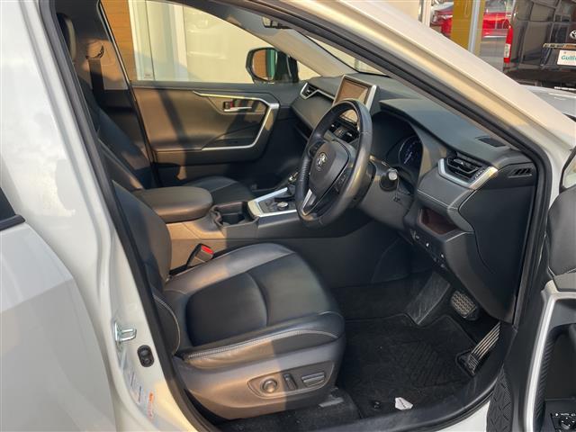RAV4 G Zパッケージ TRDエアロ、パノラマムーンルーフ、純正メモリナビ(フルセグTV/DVD/CD/Bluetooth)ローダウン、ドライブレコーダー、電動リアゲート、ETC、デジタルインナーミラー(12枚目)