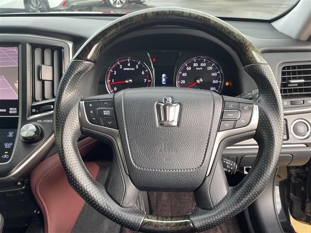 クラウン アスリートＳ　純正ナビ（Ｂｌｕｅｔｏｏｔｈ／フルセグＴＶ／ＤＶＤ／ＣＤ）、社外２０インチアルミ、モデリスタエアロ（フロント／リア）、社外マフラー（４本出し）、社外ダウンサス、ＥＴＣ、純正フロアマット（42枚目）