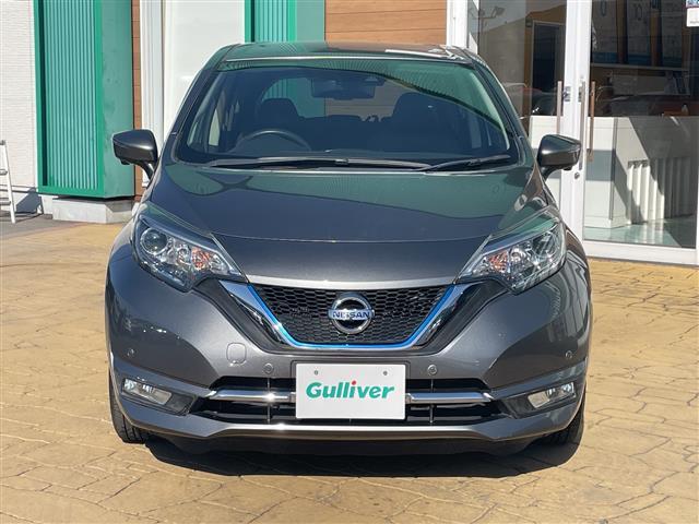 ノート ｅ－パワー　メダリスト　◇純正ナビゲーション→ＣＤ／ＤＶＤ再生◇全方位カメラ◇ビルトインＥＴＣ◇クルーズコントロール◇クリアランスソナー◇ステアリングリモコン◇ＬＥＤオートライト◇フォグランプ◇純正１５イン（18枚目）