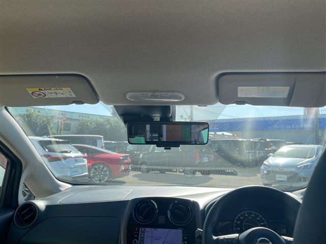 ノート ｅ－パワー　メダリスト　◇純正ナビゲーション→ＣＤ／ＤＶＤ再生◇全方位カメラ◇ビルトインＥＴＣ◇クルーズコントロール◇クリアランスソナー◇ステアリングリモコン◇ＬＥＤオートライト◇フォグランプ◇純正１５イン（39枚目）