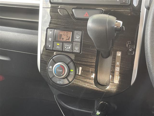 タント X VS SAIII 純正ナビ 全方位カメラ 両側パワースライドドア オートマチックハイビーム シートヒーター ドライブレコーダー 両側パワースライドドア アイドリングストップ CD/DVD再生(12枚目)