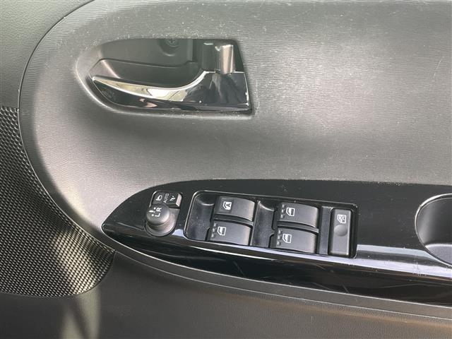 タント X VS SAIII 純正ナビ 全方位カメラ 両側パワースライドドア オートマチックハイビーム シートヒーター ドライブレコーダー 両側パワースライドドア アイドリングストップ CD/DVD再生(17枚目)