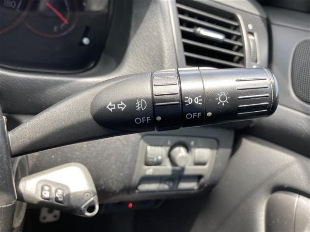 2.5i Sスタイル 4WD 社外メモリーナビ SD CD DVD Bluetooth USB AUX フルセグ 純正AW付きサマータイヤ積込 運転席パワーシート HIDヘッドライト ETC(12枚目)