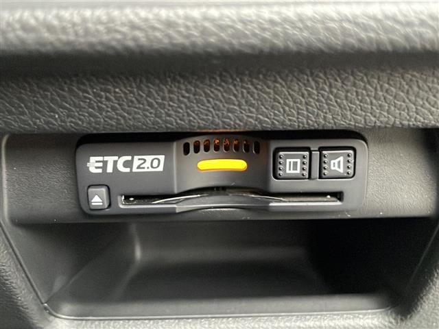 ＣＲ－Ｖハイブリッド ＥＸ　寒冷地仕様　純正ナビ　フルセグ　バックＣ　ＤＶＤ再生　メモリ付電動シート　ビルドインＥＴＣ２．０　ＢＳＭ　パドルシフト　レーダークルーズ　シートヒーター　ヒーター付電格ミラー　純正１８ＡＷ　スペアキー（4枚目）