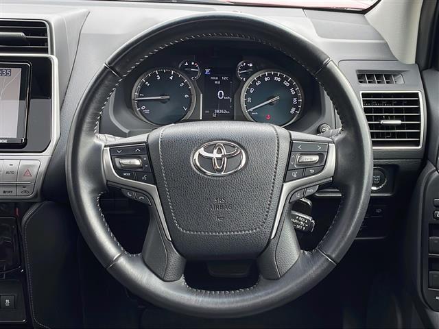 ランドクルーザープラド ＴＸ　Ｌパッケージ・ブラックエディション　ＳＲ　純正９型ナビ　電動革シート　フルセグ　ＥＴＣ　バックＣ　エアシートヒーター　ルーフレール　レーダークルーズ　純正１８ブラックＡＷ　コーナーセンサー　ヘッドライトウォッシャー　オートＬＥＤライト（7枚目）