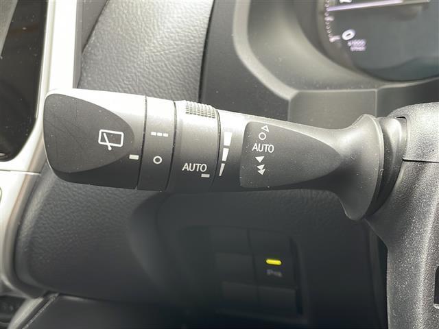ランドクルーザープラド ＴＸ　Ｌパッケージ・ブラックエディション　ＳＲ　純正９型ナビ　電動革シート　フルセグ　ＥＴＣ　バックＣ　エアシートヒーター　ルーフレール　レーダークルーズ　純正１８ブラックＡＷ　コーナーセンサー　ヘッドライトウォッシャー　オートＬＥＤライト（11枚目）