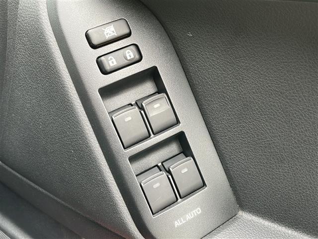 ランドクルーザープラド ＴＸ　Ｌパッケージ・ブラックエディション　ＳＲ　純正９型ナビ　電動革シート　フルセグ　ＥＴＣ　バックＣ　エアシートヒーター　ルーフレール　レーダークルーズ　純正１８ブラックＡＷ　コーナーセンサー　ヘッドライトウォッシャー　オートＬＥＤライト（15枚目）