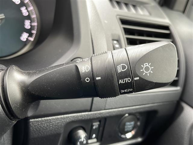 ランドクルーザープラド ＴＸ　サンルーフ　純正ナビ　Ｂｌｕｅｔｏｏｔｈ　バックカメラ　ＤＶＤ再生　フルセグ　ＥＴＣ　ルーフレール　ドラレコ　純正１７ＡＷ　前後コーナーセンサー　ＬＥＤオートライト　クルコン　１２Ｖソケット（12枚目）