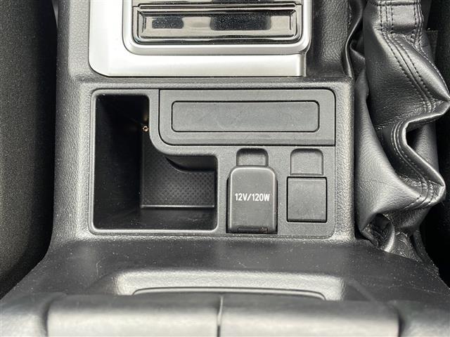 ランドクルーザープラド ＴＸ　サンルーフ　純正ナビ　Ｂｌｕｅｔｏｏｔｈ　バックカメラ　ＤＶＤ再生　フルセグ　ＥＴＣ　ルーフレール　ドラレコ　純正１７ＡＷ　前後コーナーセンサー　ＬＥＤオートライト　クルコン　１２Ｖソケット（21枚目）