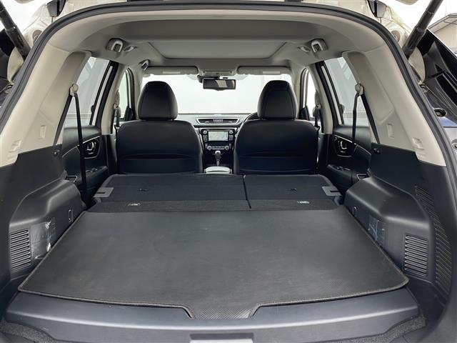 エクストレイル 20X ハイブリッド エマージェンシーブレーキP サンルーフ デジタルミラー BSM 純正ナビ 全周囲カメラ Bluetooth DVD再生 USB接続 TV 電動Rゲート シートヒーター 衝突被害軽減 クルコン ビルトインETC ハイビームアシスト(29枚目)